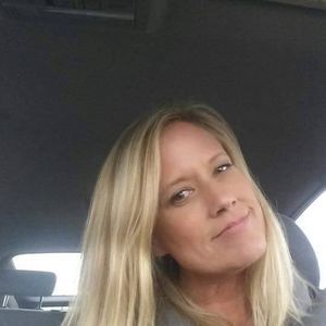 Meet your Posher, Jeris